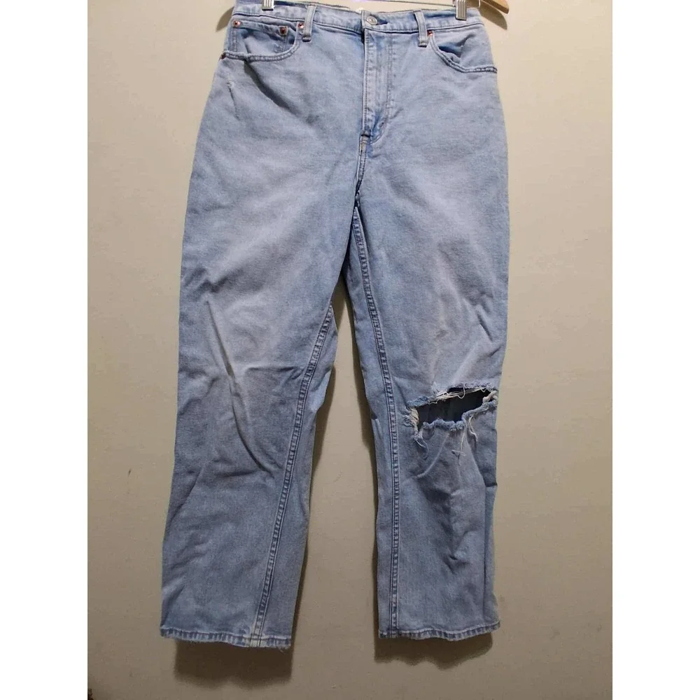 Abercrombie Fitch Ultra High‎ Rise Ankle Straight Distressed Light Wash Jeans 29